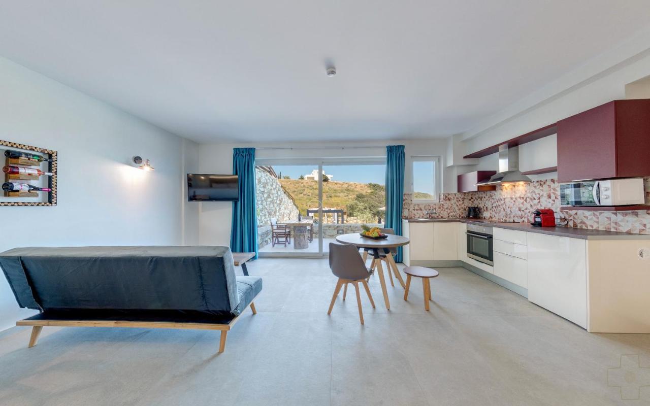 Spiros-Soula Thematic Suites Agia Pelagia  Esterno foto