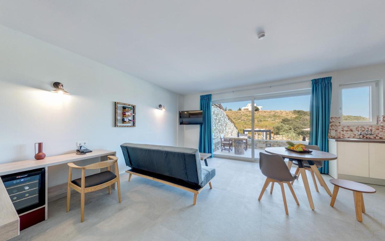 Spiros-Soula Thematic Suites Agia Pelagia  Esterno foto